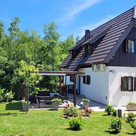 פליטויקה סלו B&B Plitvice Lakes Villa Mija מראה חיצוני תמונה