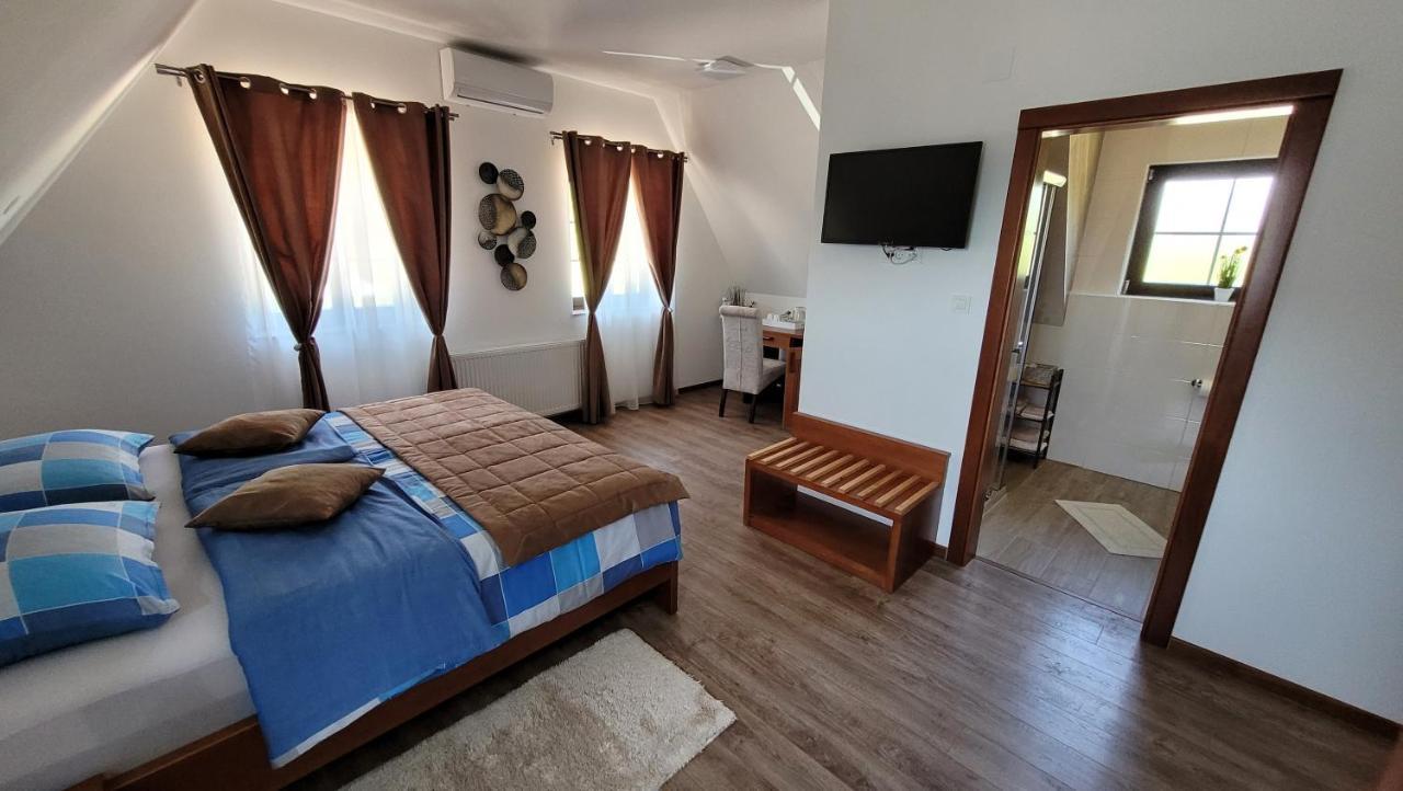 פליטויקה סלו B&B Plitvice Lakes Villa Mija מראה חיצוני תמונה
